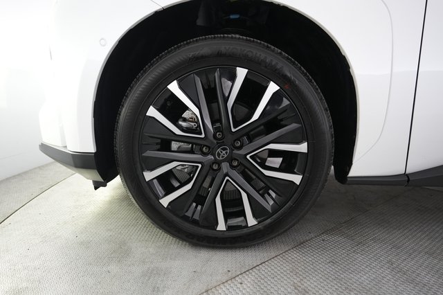 2026 Toyota bZ — photo 15 of 20
