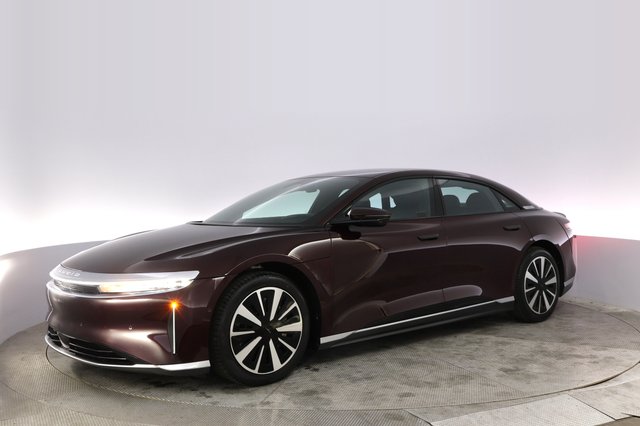 2023 Lucid Air — photo 14 of 26