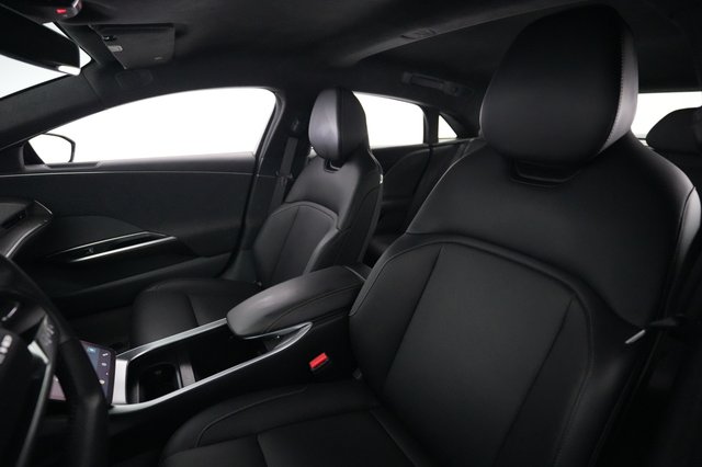 2023 Lucid Air — photo 3 of 26