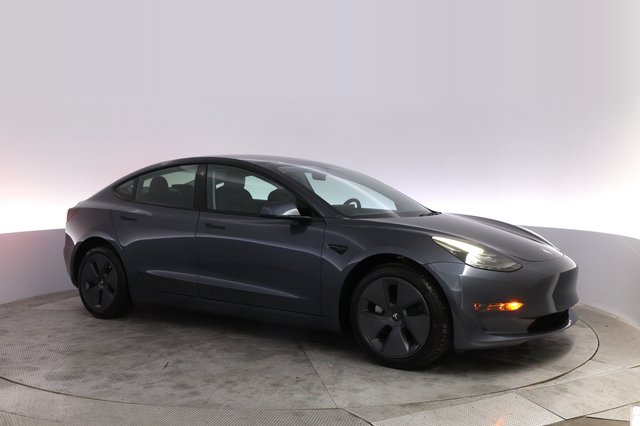 2023 Tesla Model 3 — photo 11 of 21