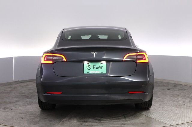 2023 Tesla Model 3 — photo 12 of 21