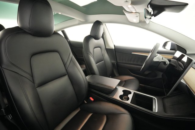 2023 Tesla Model 3 — photo 18 of 21