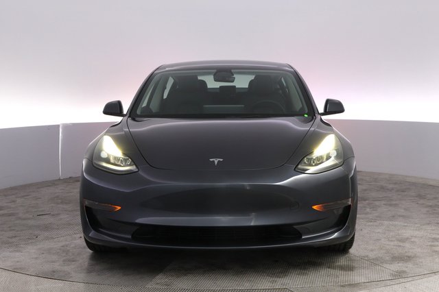 2023 Tesla Model 3 — photo 9 of 21