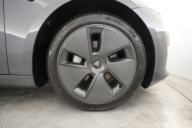 2023 Tesla Model 3 — photo 16 of 21