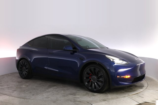 2024 Tesla Model Y — photo 11 of 21