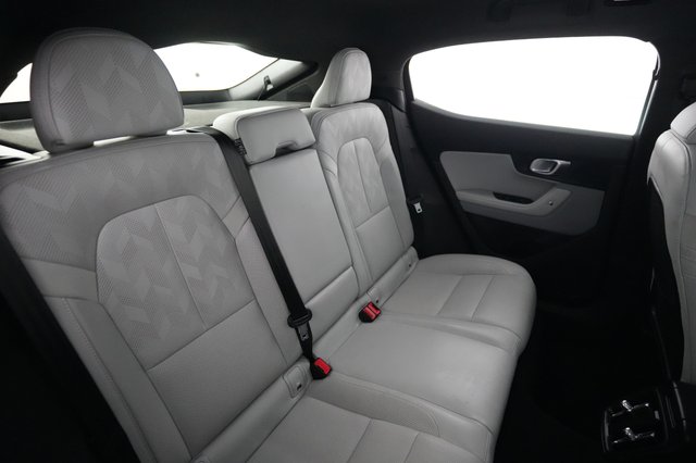 2024 Polestar 2 — photo 4 of 25