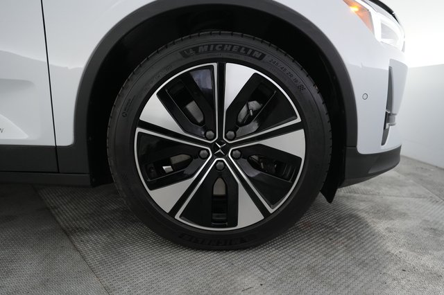2024 Polestar 2 — photo 16 of 25