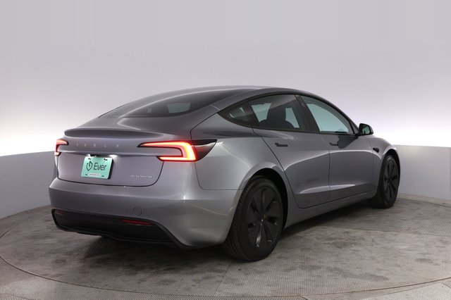 2025 Tesla Model 3 — photo 2 of 28