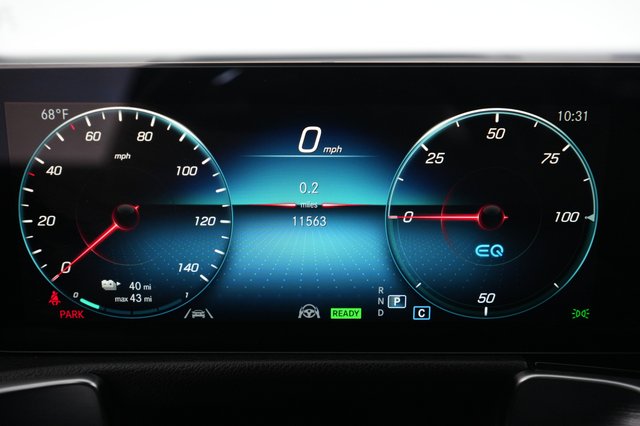 2023 Mercedes-Benz EQB — photo 5 of 20
