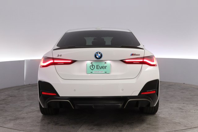 2024 BMW i4 — photo 12 of 20