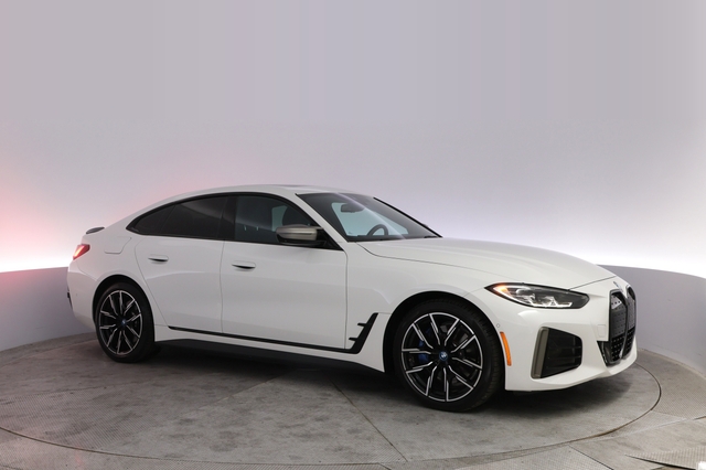 2024 BMW i4