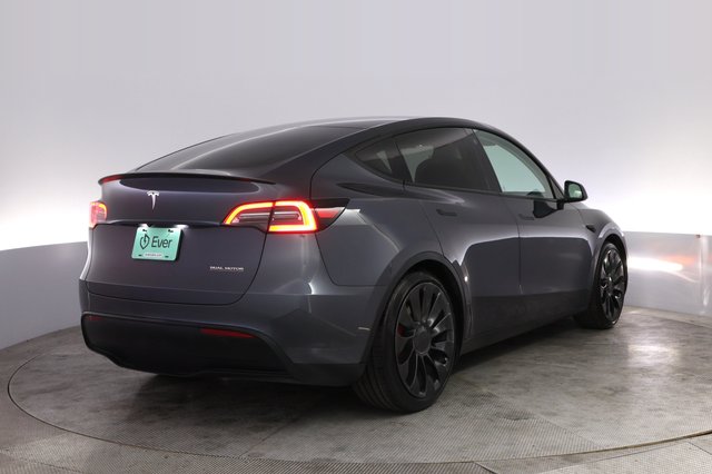 2023 Tesla Model Y — photo 2 of 23