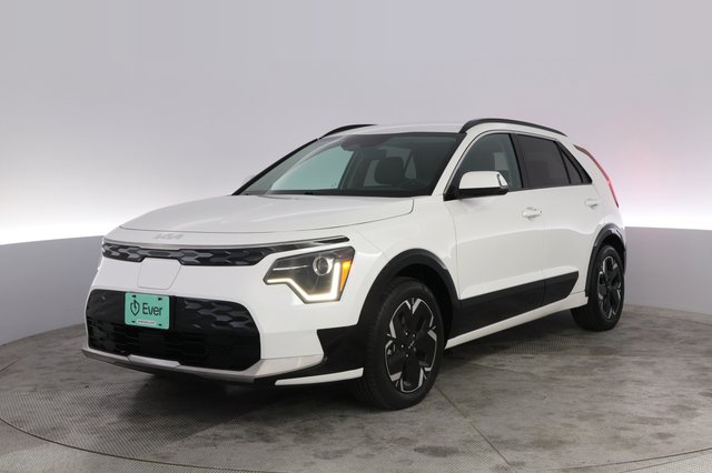 2024 Kia Niro EV — VIN KNDCR3L12R5108421