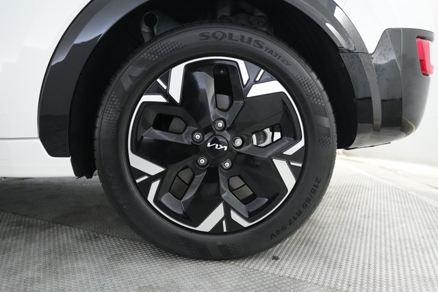 2024 Kia Niro EV — photo 7 of 26