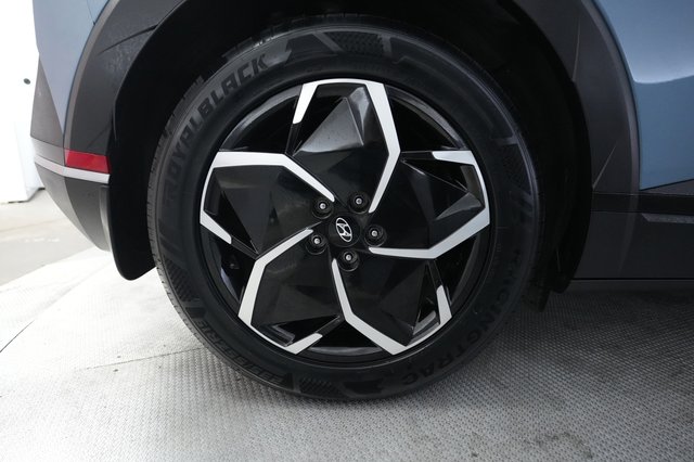 2023 Hyundai IONIQ 5 — photo 17 of 24