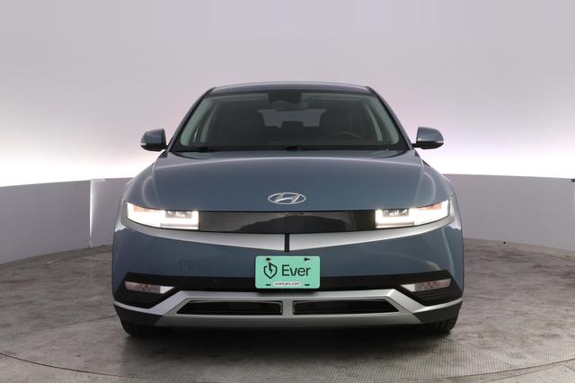 2023 Hyundai IONIQ 5 — photo 9 of 24