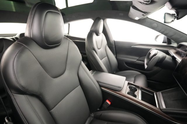 2022 Tesla Model S