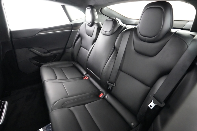 2022 Tesla Model S