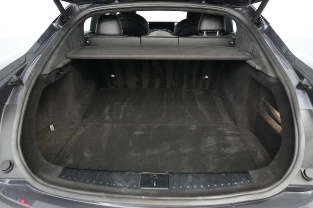 2022 Tesla Model S — photo 6 of 24