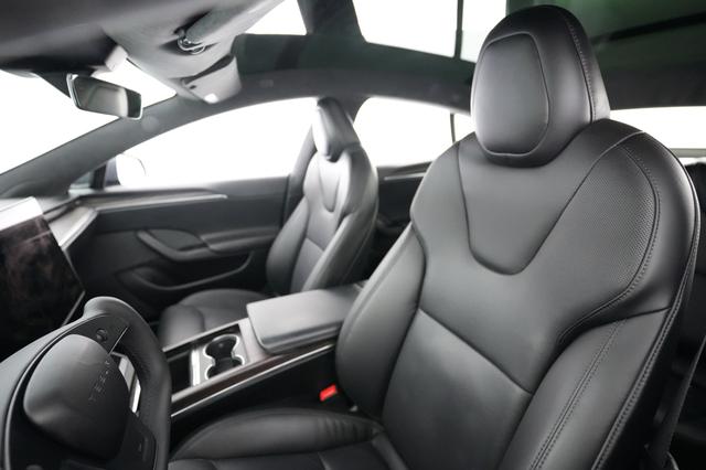 2022 Tesla Model S