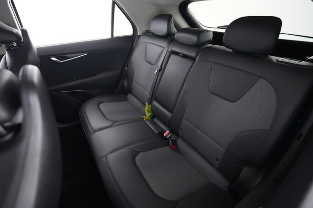 2023 Kia Niro EV — photo 19 of 28