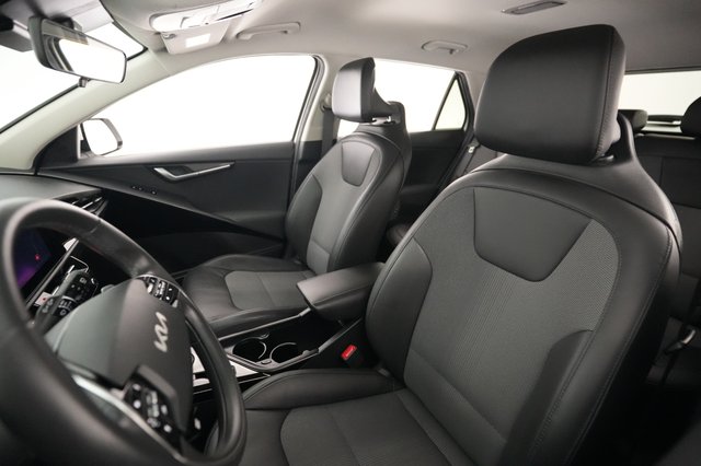 2023 Kia Niro EV — photo 3 of 29