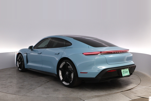2023 Porsche Taycan