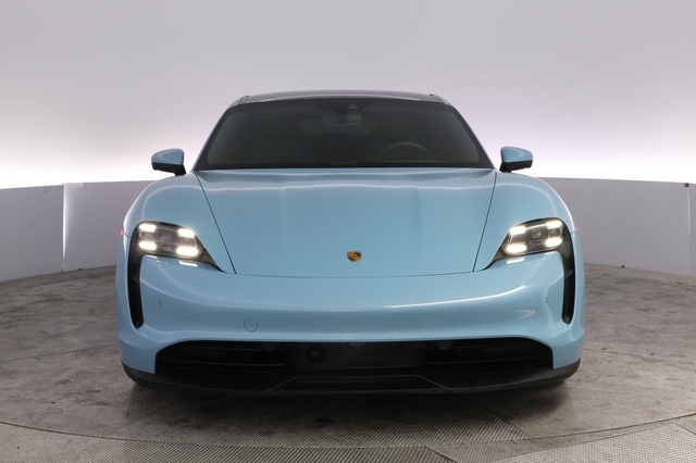 2023 Porsche Taycan
