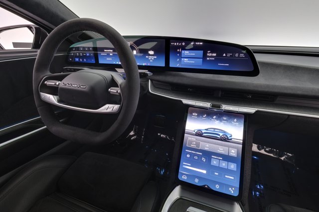2024 Lucid Air — photo 20 of 26