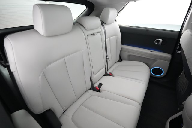 2024 Hyundai IONIQ 5 — photo 4 of 28