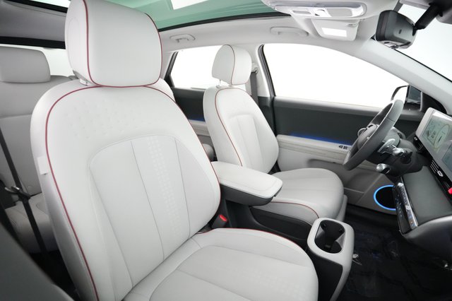 2024 Hyundai IONIQ 5 — photo 18 of 28