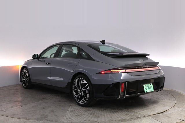 2024 Hyundai IONIQ 6 — photo 13 of 23