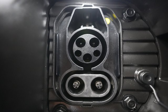 2024 Hyundai IONIQ 6 — photo 8 of 23