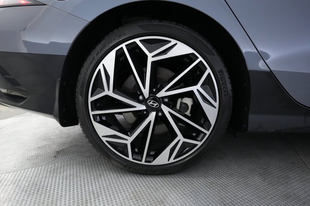 2024 Hyundai IONIQ 6 — photo 17 of 23
