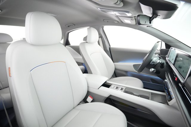 2024 Hyundai IONIQ 6 — photo 18 of 27