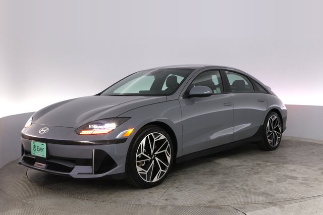 2024 Hyundai IONIQ 6 — VIN KMHM34AAXRA073824