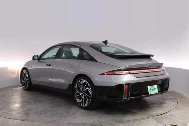 2024 Hyundai IONIQ 6 — photo 13 of 21
