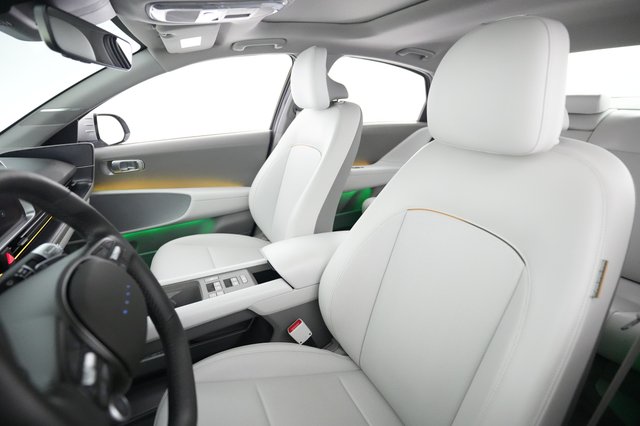 2024 Hyundai IONIQ 6 — photo 3 of 21