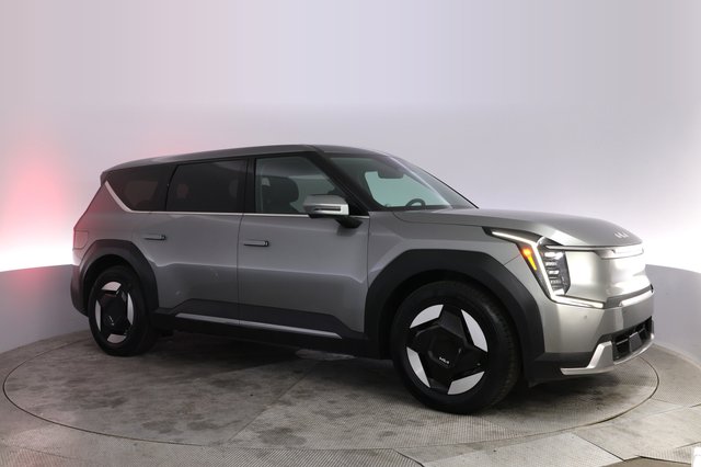 2024 Kia EV9 — photo 11 of 26