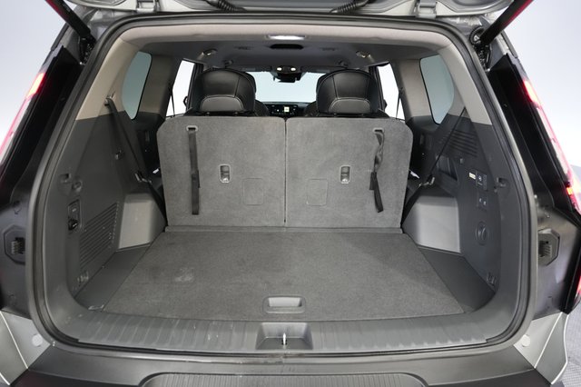 2024 Kia EV9 — photo 6 of 26