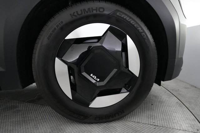 2024 Kia EV9 — photo 16 of 26