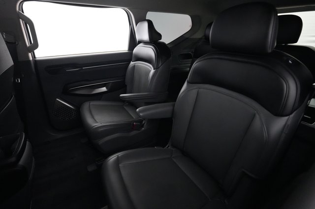 2024 Kia EV9 — photo 19 of 29