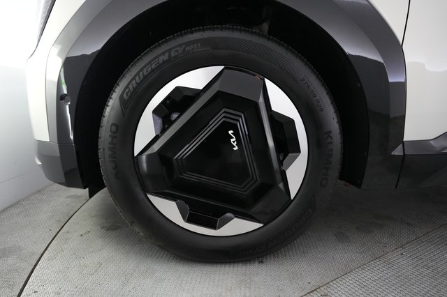 2024 Kia EV9 — photo 15 of 23
