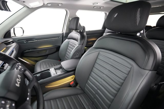2024 Kia EV9 — photo 3 of 23