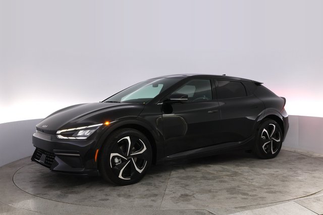2024 Kia EV6 — photo 14 of 28