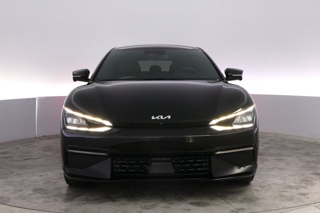 2024 Kia EV6 — photo 9 of 28