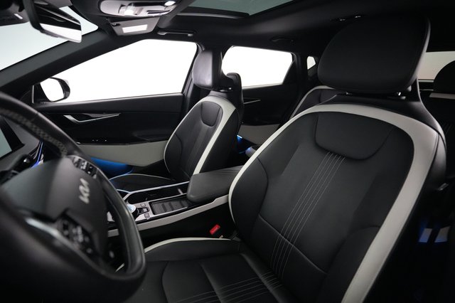 2024 Kia EV6 — photo 3 of 28