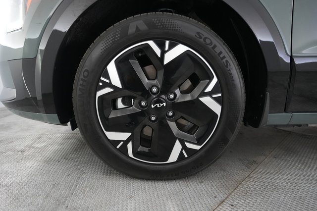 2024 Kia Niro EV — photo 15 of 23
