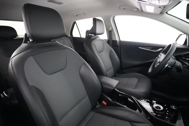 2024 Kia Niro EV — photo 18 of 23