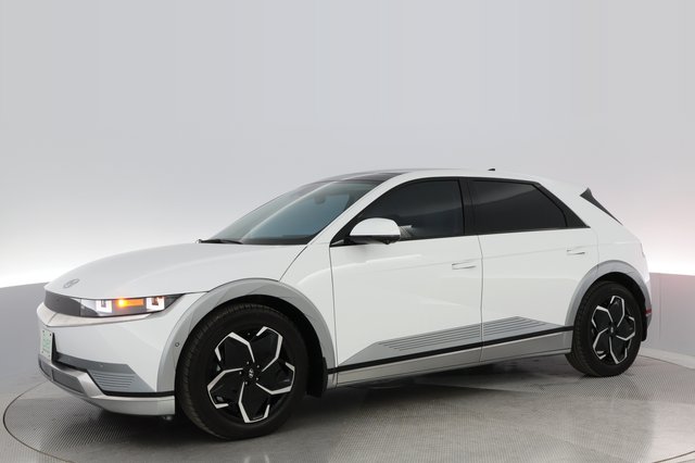 2023 Hyundai IONIQ 5 — photo 8 of 20